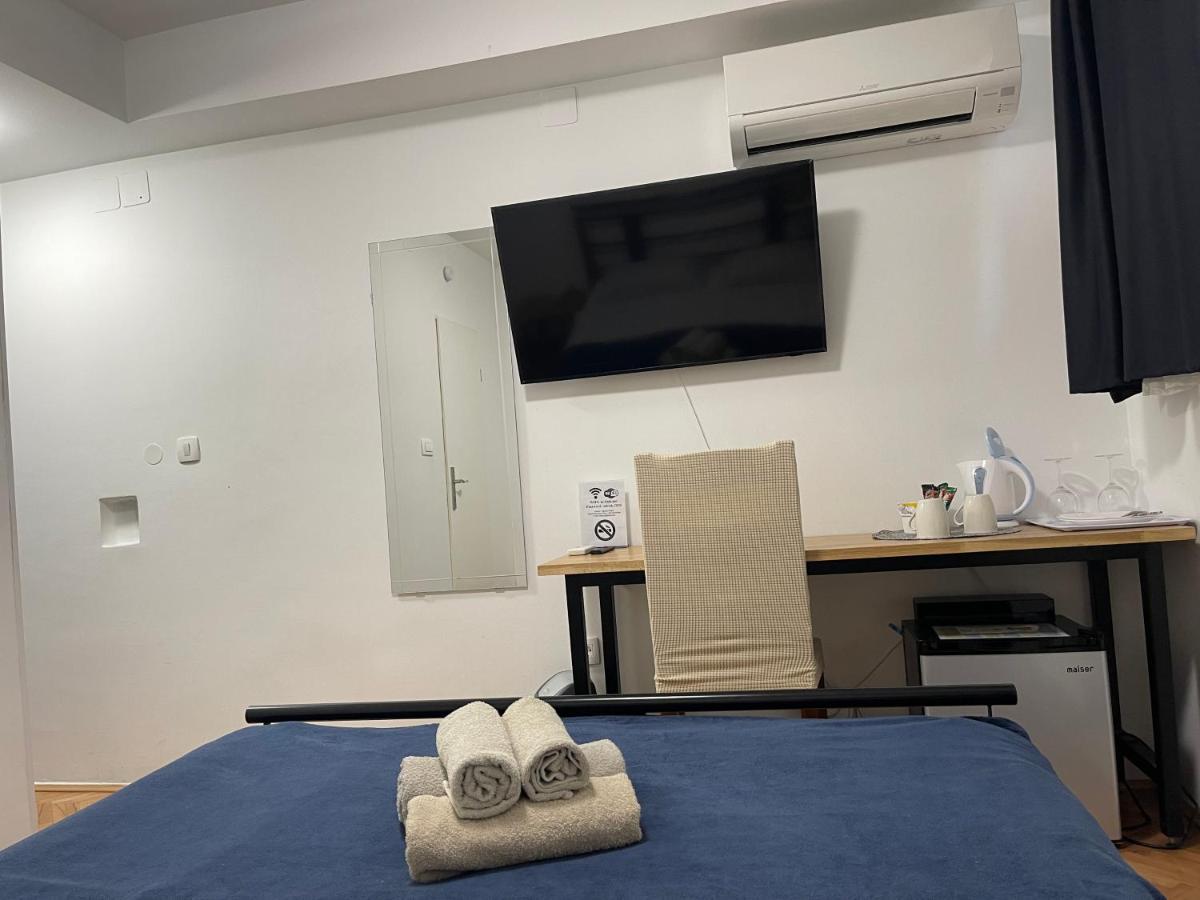 M-Blok Hotel Zagreb Eksteriør billede