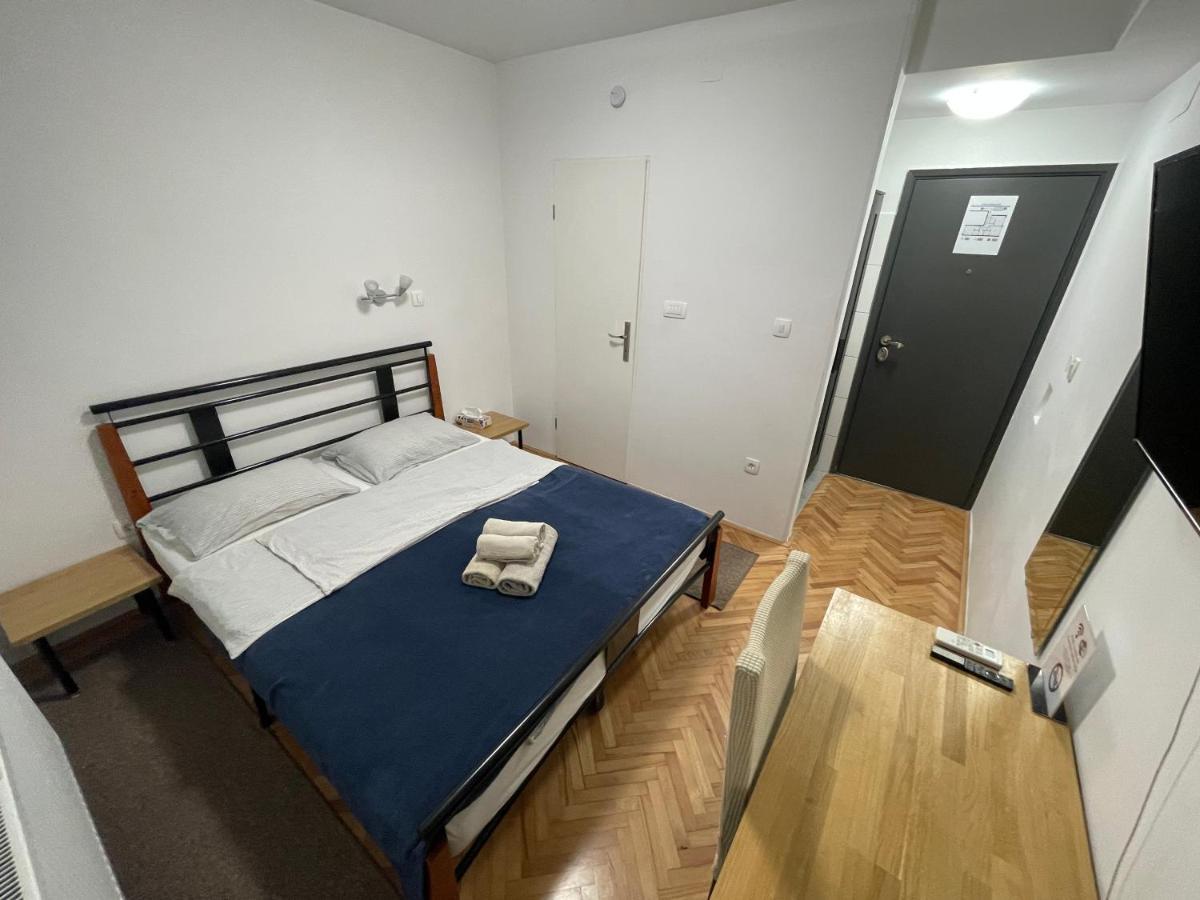M-Blok Hotel Zagreb Eksteriør billede