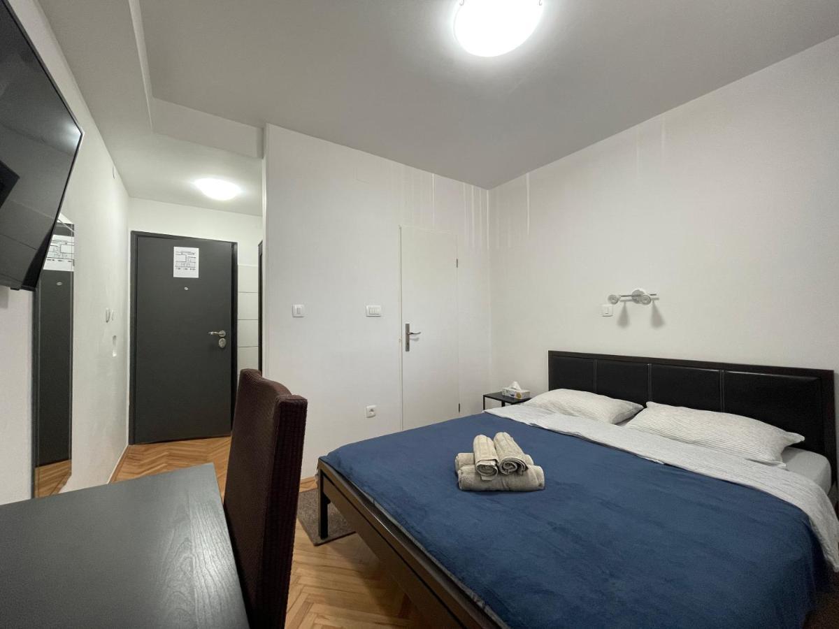 M-Blok Hotel Zagreb Eksteriør billede